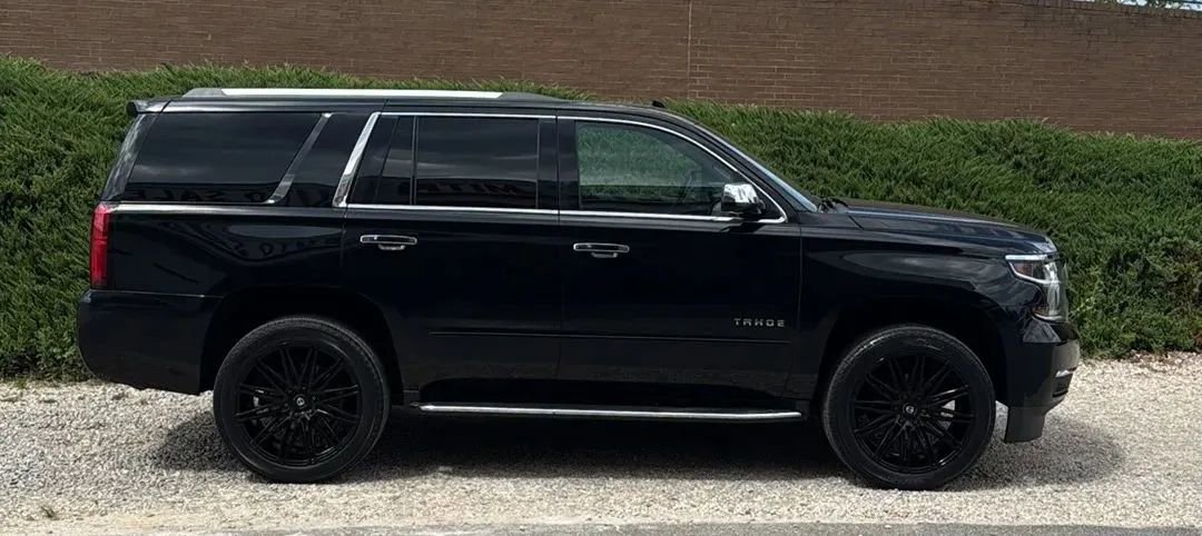 Used 2018 Chevrolet Tahoe Premier AWD/4WD image 5