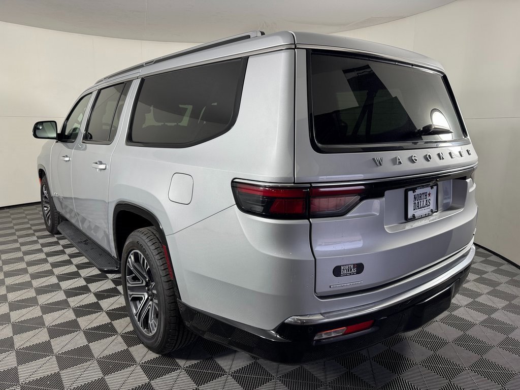 Used 2023 Jeep Wagoneer L Series II image 5