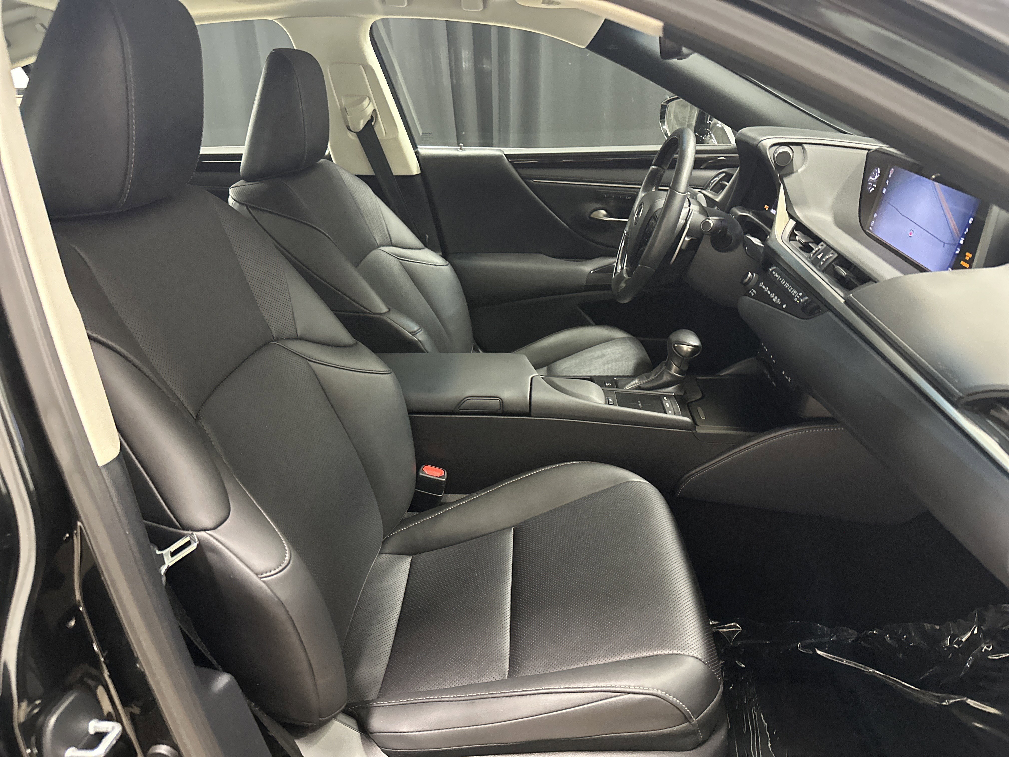 Used 2020 Lexus ES 350 w/ Premium Package image 33