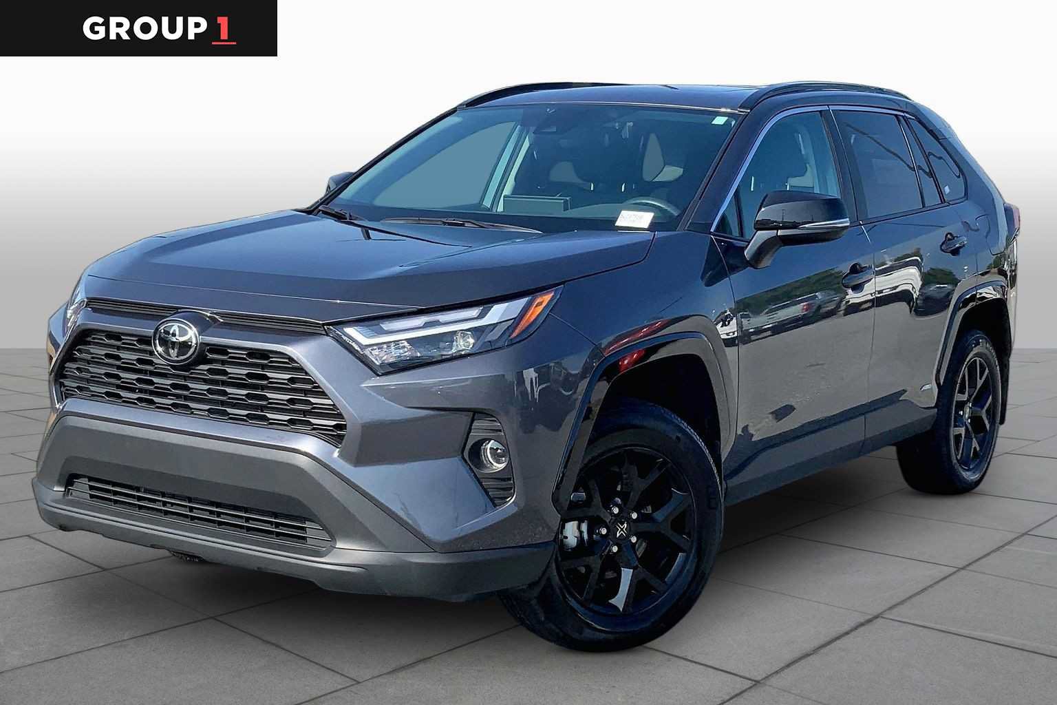 Used 2025 Toyota RAV4 XLE w/ Convenience Package