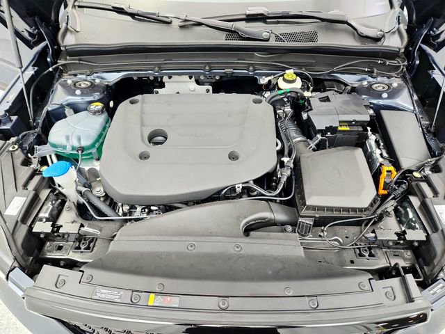 New 2026 Volvo XC40 B5 Core w/ Climate Package image 27