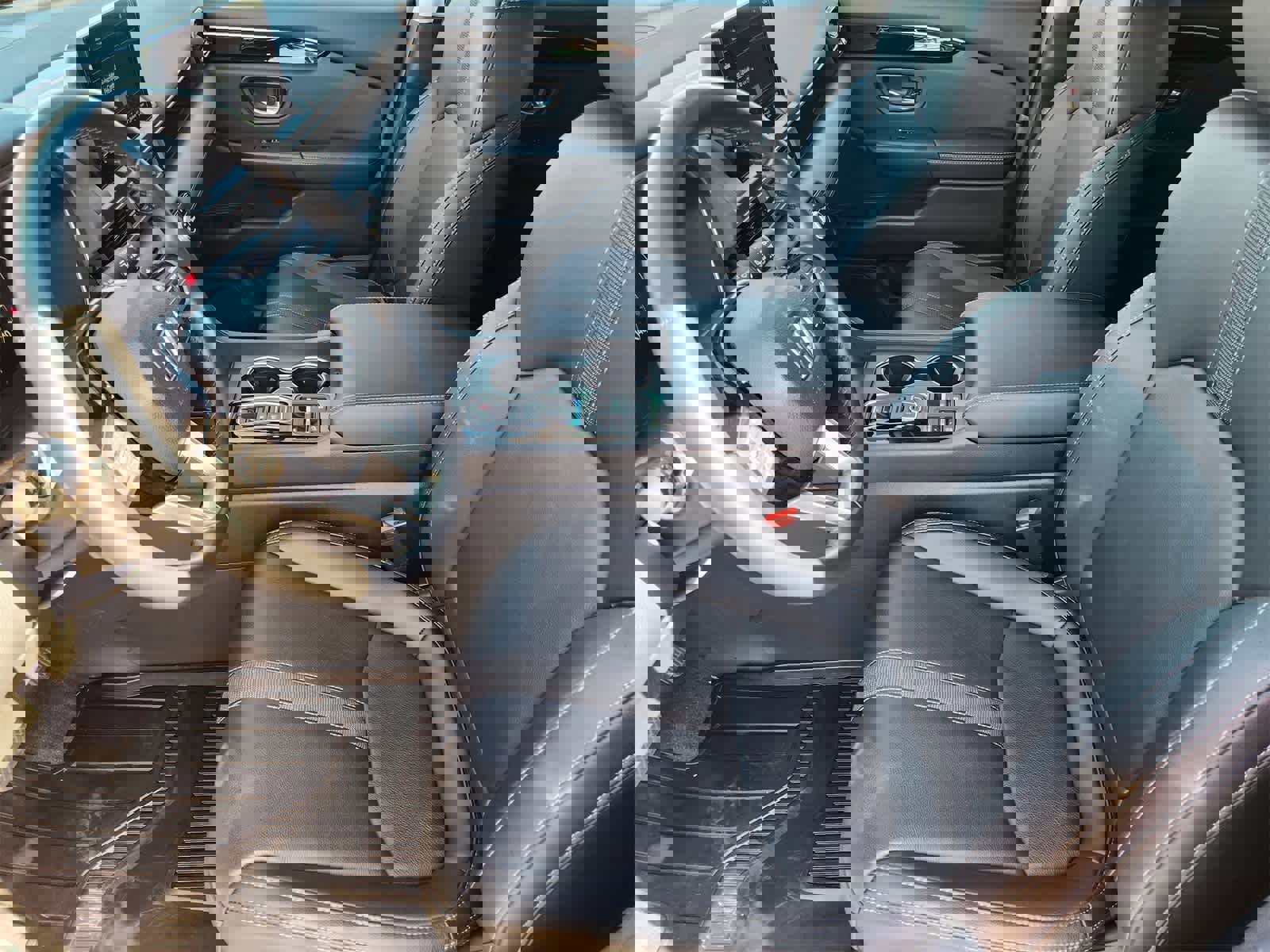 Used 2024 Honda Pilot Touring image 13