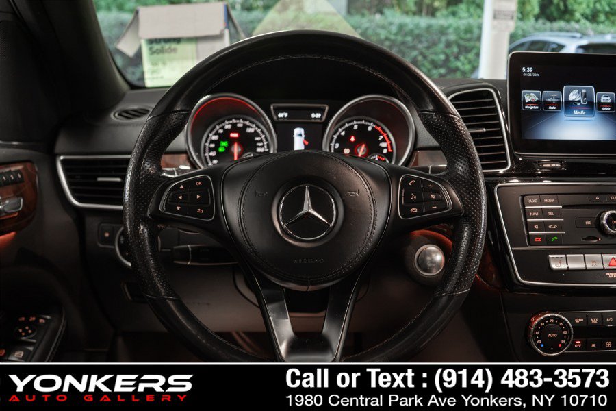 Used 2019 Mercedes-Benz GLS 450 4MATIC image 31
