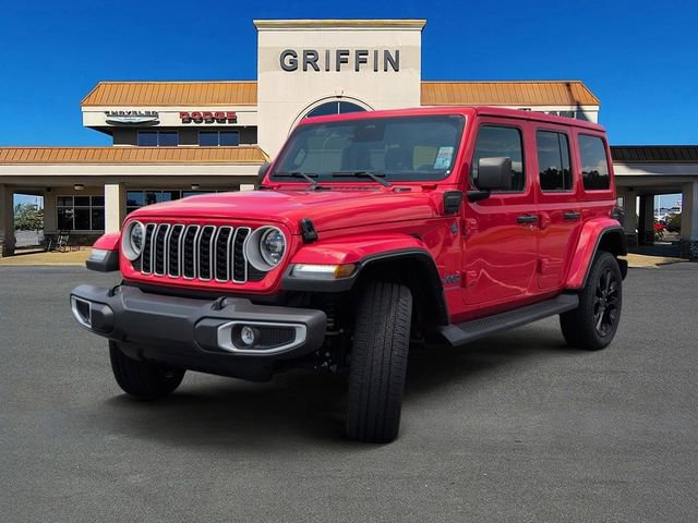 Used 2025 Jeep Wrangler Unlimited Sahara AWD/4WD image 11