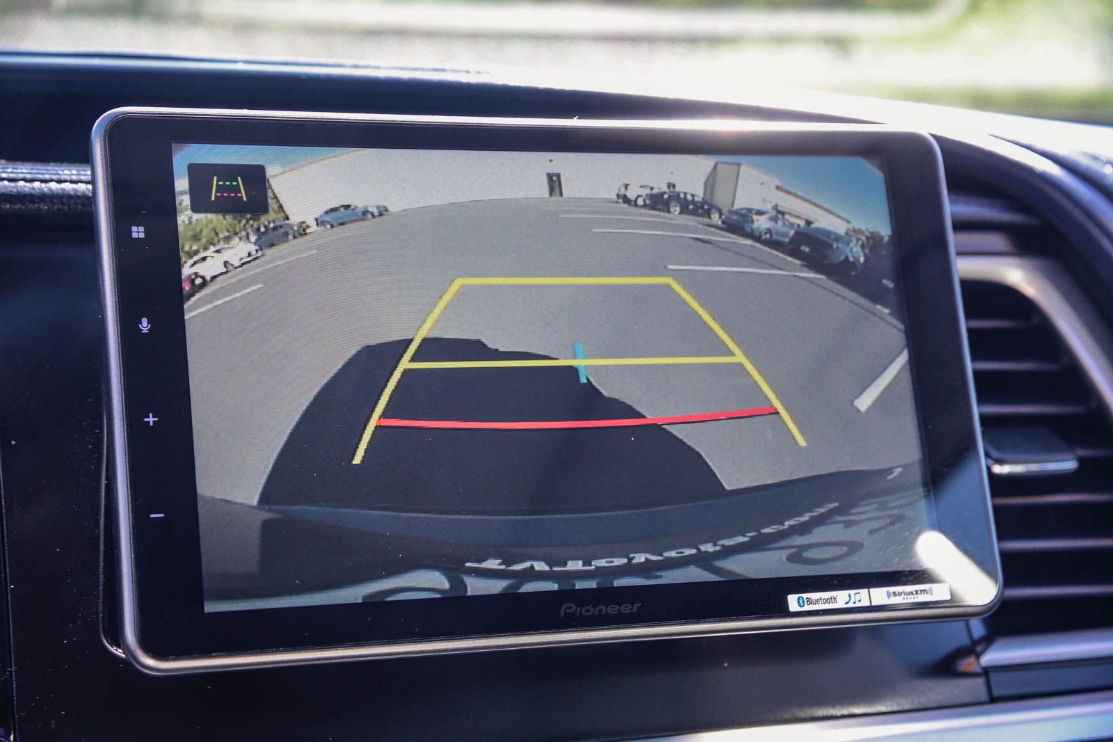 Used 2017 Toyota Highlander Limited image 31