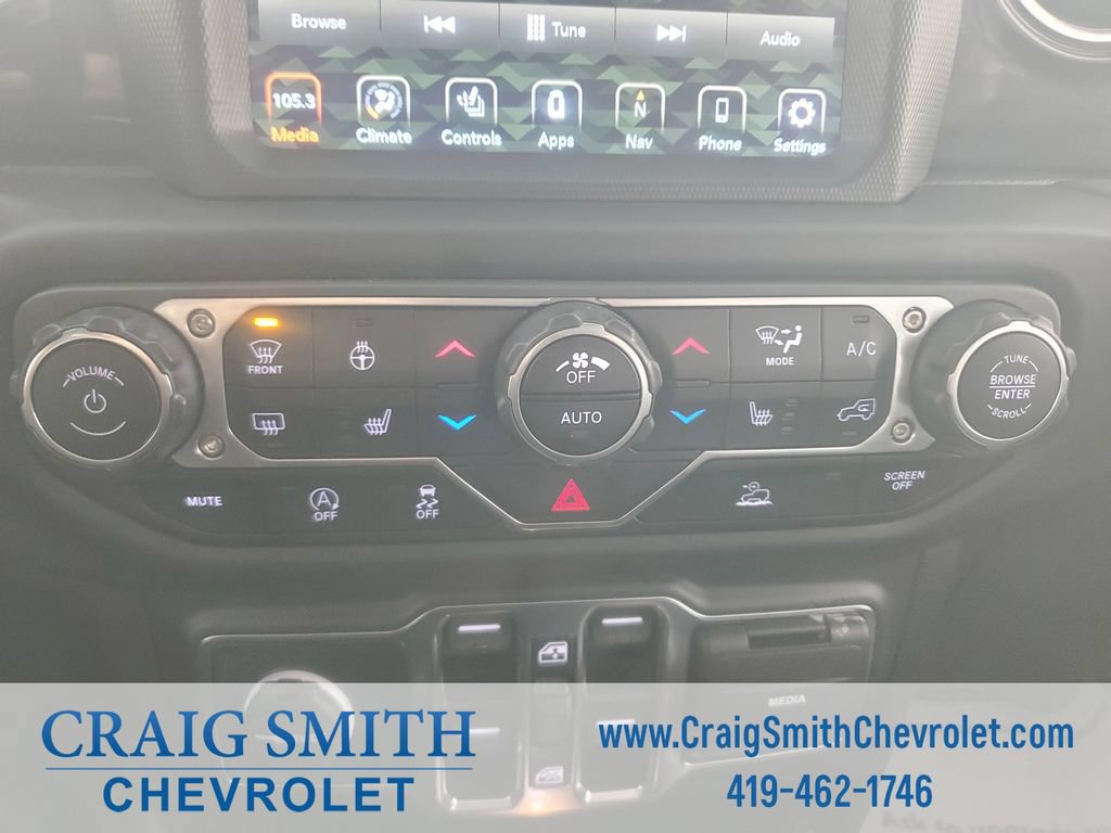 Used 2022 Jeep Wrangler Unlimited Sahara AWD/4WD image 28