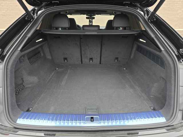 New 2026 Audi SQ8 Prestige image 35