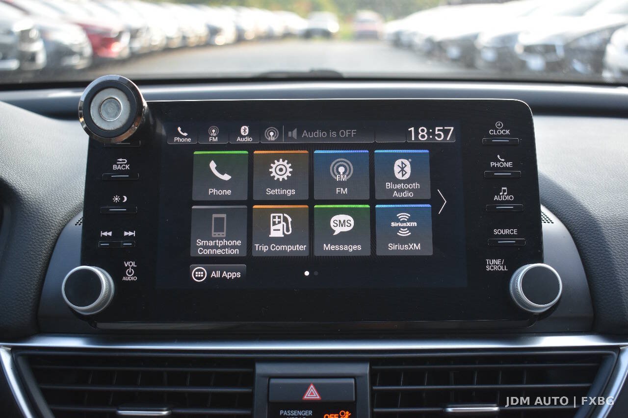 Used 2018 Honda Accord EX image 24