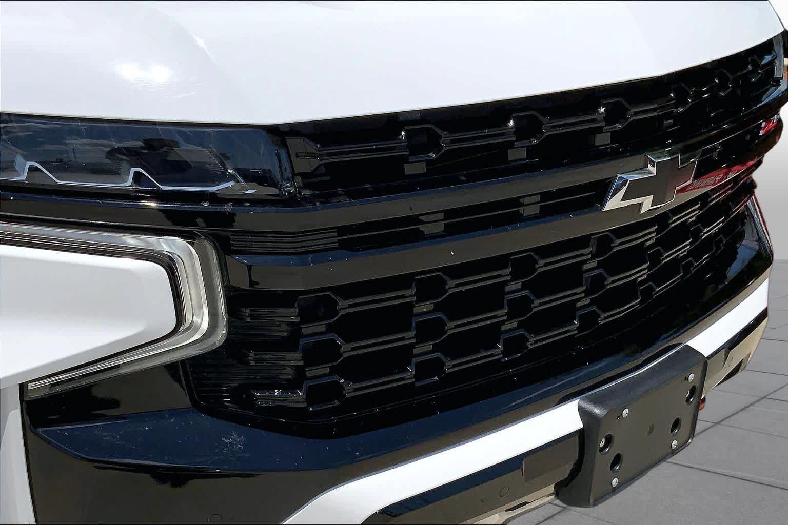 Used 2024 Chevrolet Tahoe Z71 AWD/4WD image 32