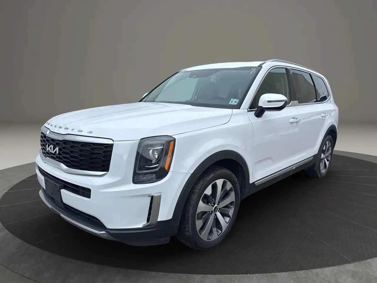Used 2022 Kia Telluride S AWD/4WD image 1