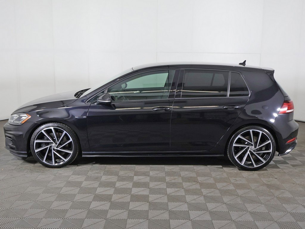 Used 2018 Volkswagen Golf R 4-Door image 17