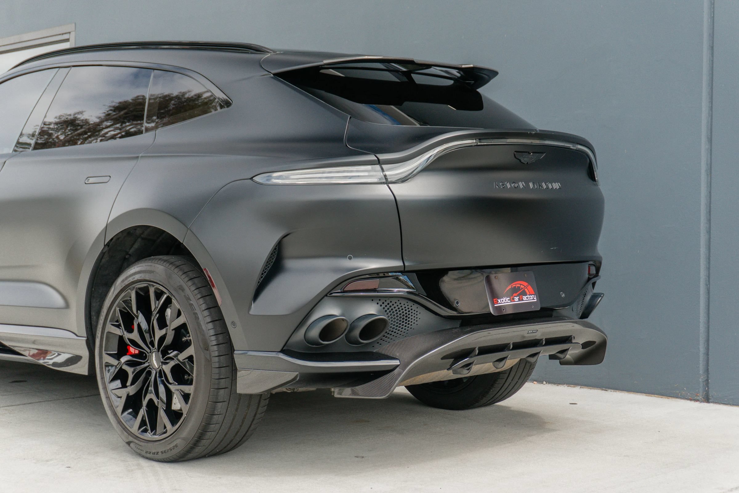 Used 2023 Aston Martin DBX 707 AWD/4WD image 22