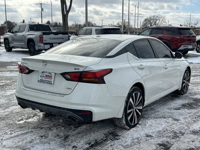 Certified 2022 Nissan Altima 2.5 SR image 4