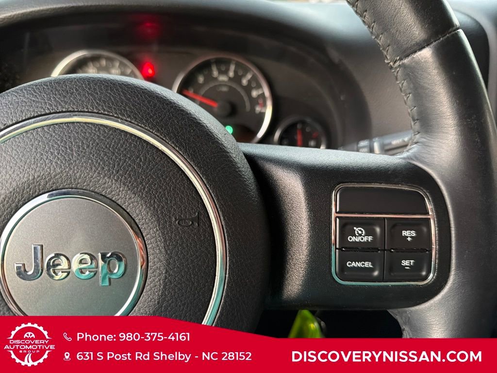 Used 2016 Jeep Wrangler Unlimited Sahara image 19