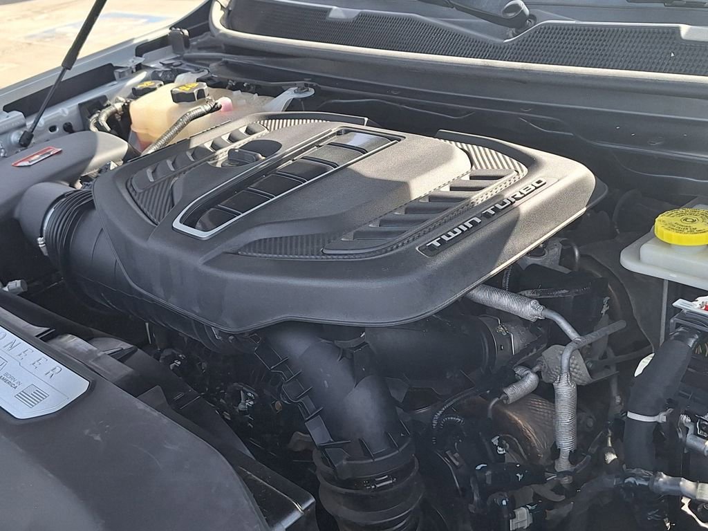 Used 2023 Jeep Grand Wagoneer Series III w/ Rear-Seat Entertainment Group image 36