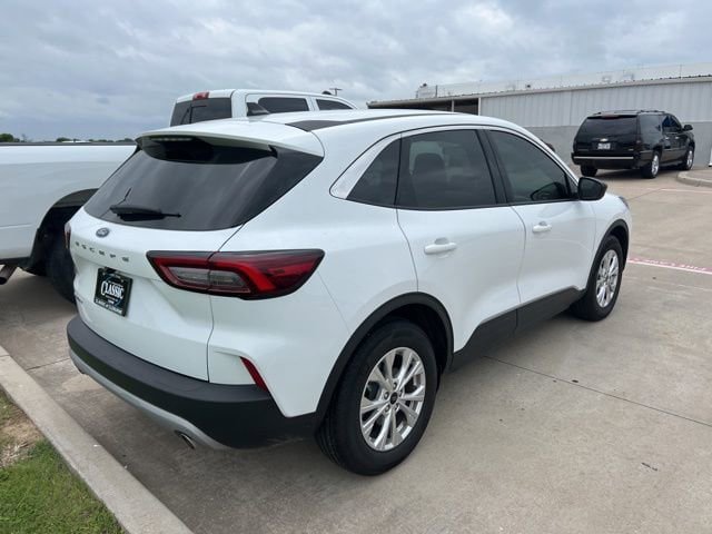 Used 2024 Ford Escape Active FWD image 4