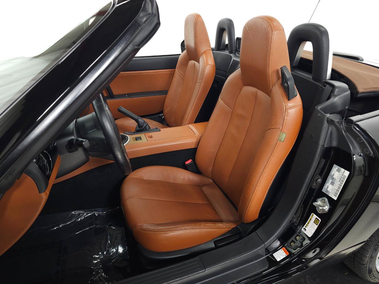 Used 2006 MAZDA MX-5 Miata Grand Touring w/ Premium Pkg RWD image 15