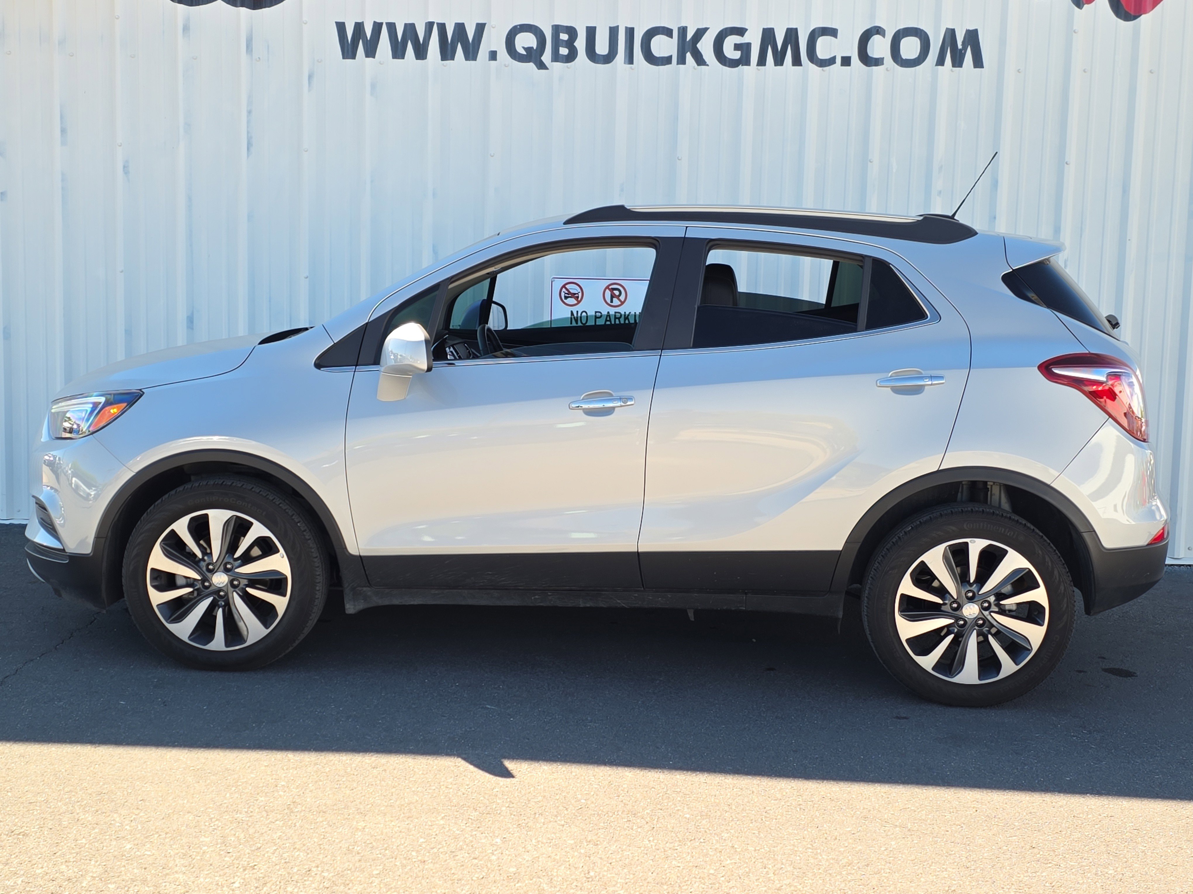Used 2022 Buick Encore Preferred w/ Safety Package image 4