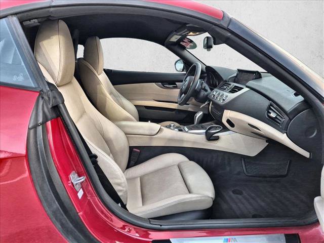 Used 2014 BMW Z4 sDrive28i RWD image 17