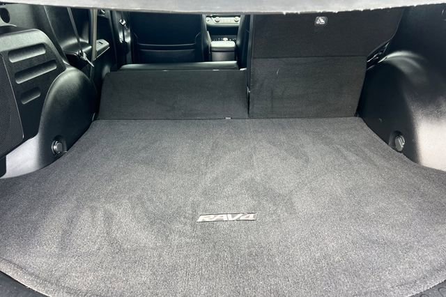 Used 2015 Toyota RAV4 Limited w/ Technology Package image 16