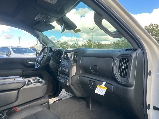 New 2026 Chevrolet Silverado 2500 Custom w/ Custom Value Package image 33