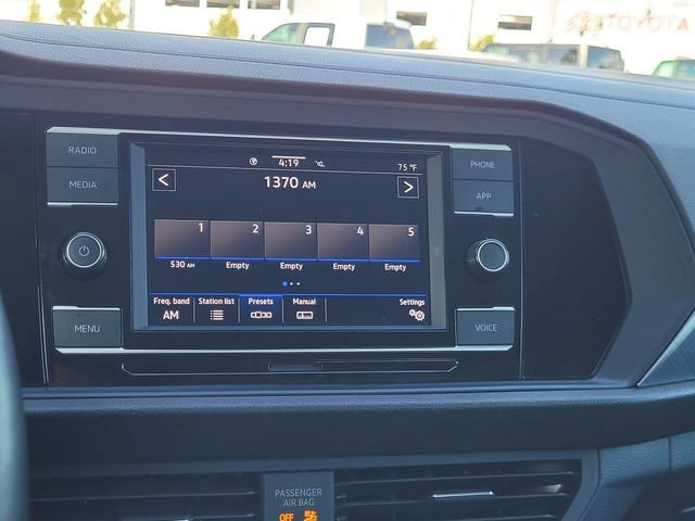 Used 2024 Volkswagen Jetta SE FWD image 9