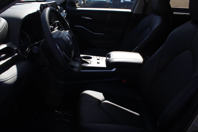 New 2026 Toyota Highlander XLE AWD/4WD image 22