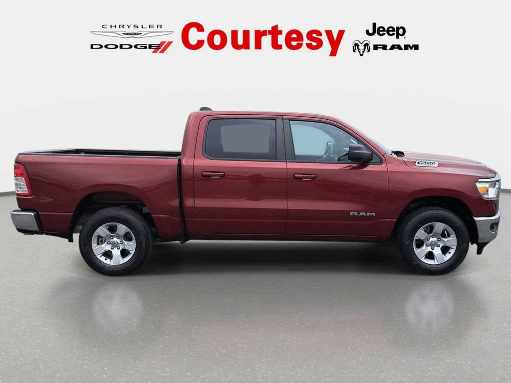 Used 2022 RAM 1500 Big Horn AWD/4WD image 3