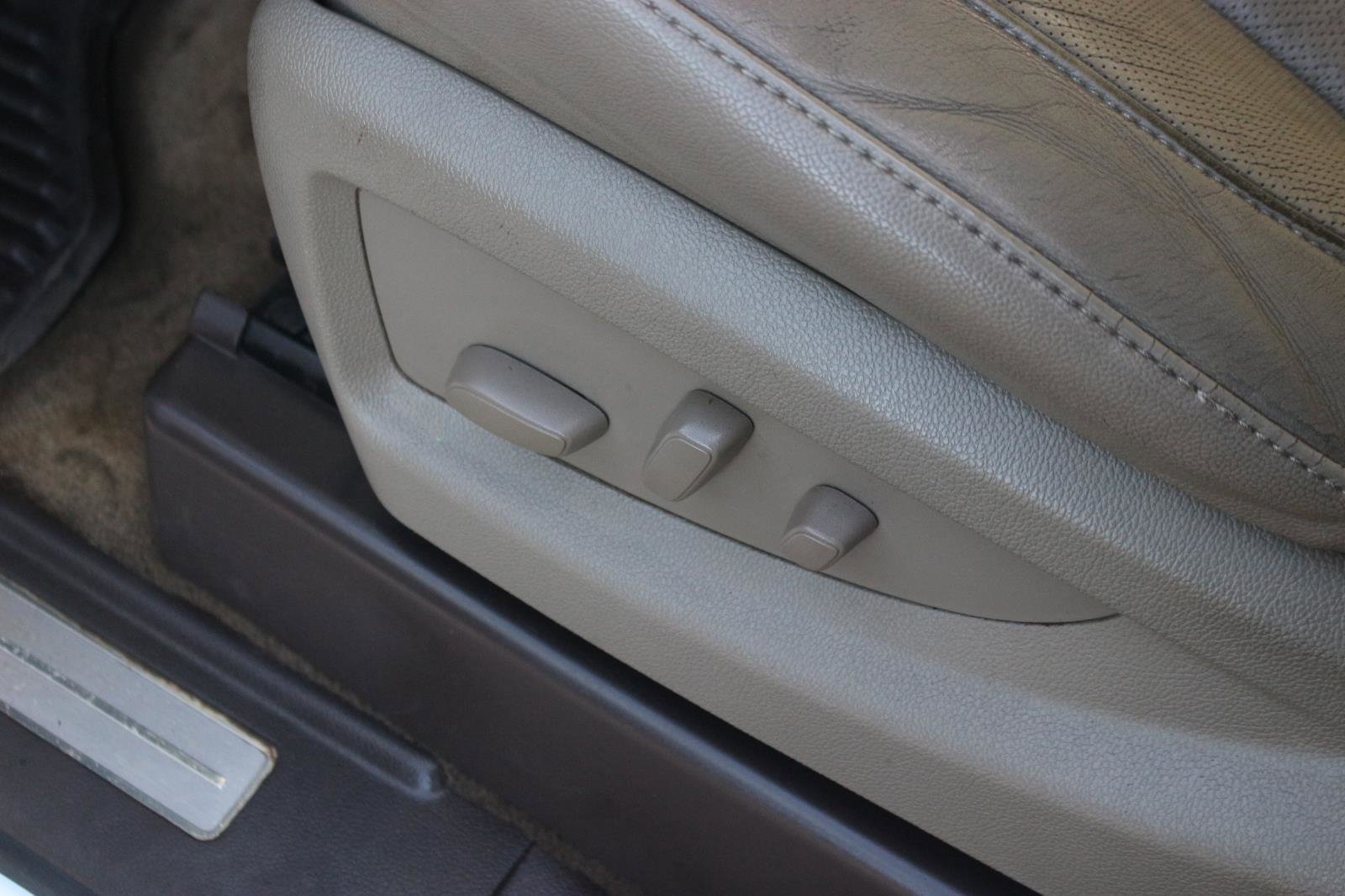 Used 2016 Chevrolet Silverado 2500 LTZ w/ Duramax Plus Package image 19