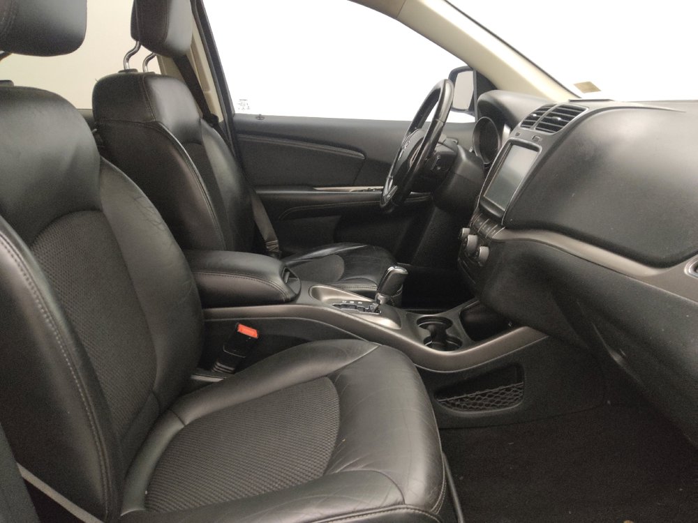 Used 2020 Dodge Journey Crossroad FWD image 21