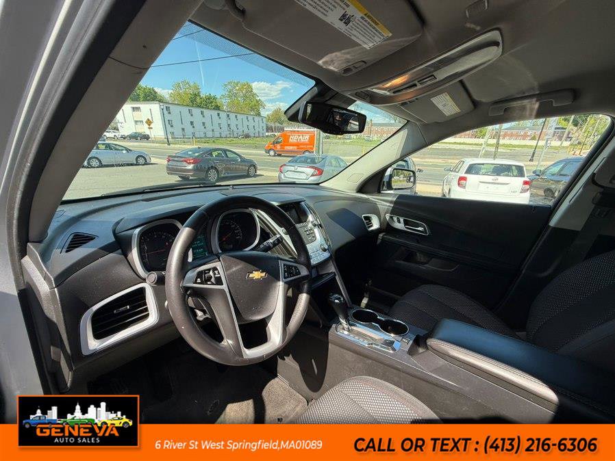 Used 2017 Chevrolet Equinox LT w/ Convenience Package AWD/4WD image 14