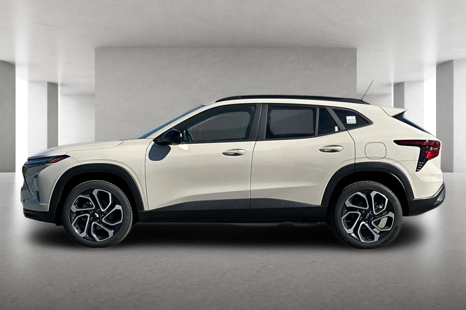 New 2026 Chevrolet Trax RS w/ Driver Confidence Package image 7