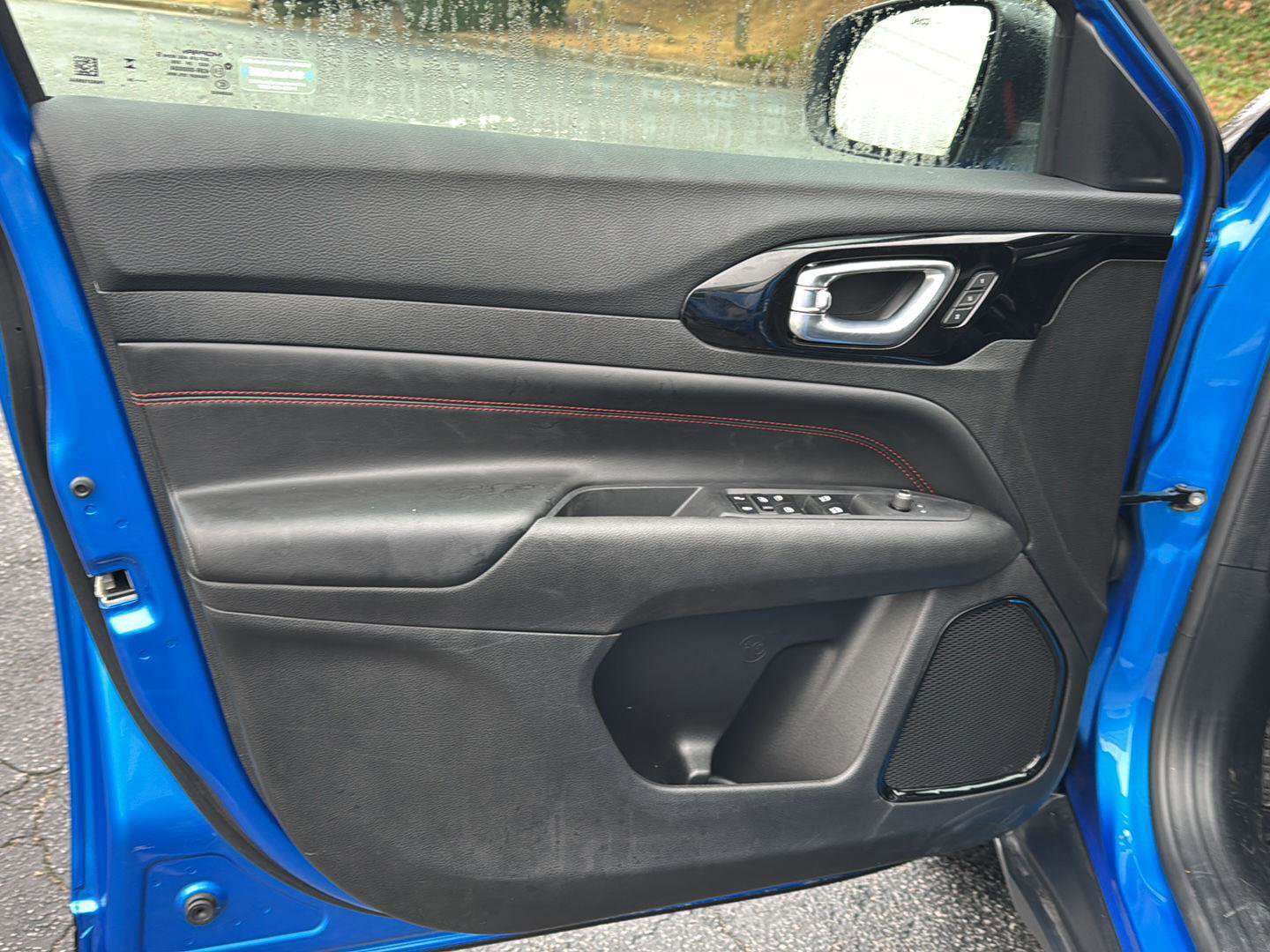 Used 2024 Jeep Compass Trailhawk w/ Trailhawk Elite Group image 14