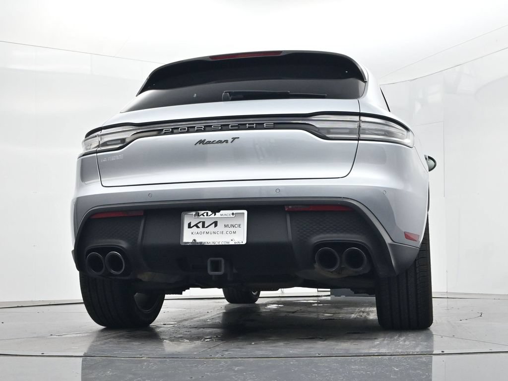 Used 2024 Porsche Macan Turbo AWD/4WD image 46