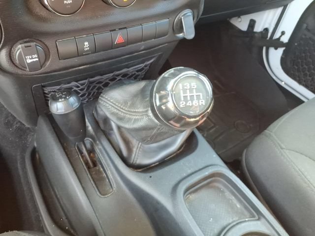 Used 2018 Jeep Wrangler Sport AWD/4WD image 11