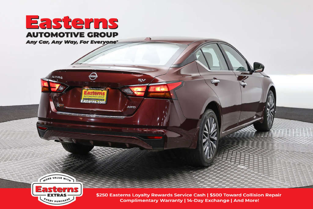 Used 2023 Nissan Altima 2.5 SV AWD/4WD image 6