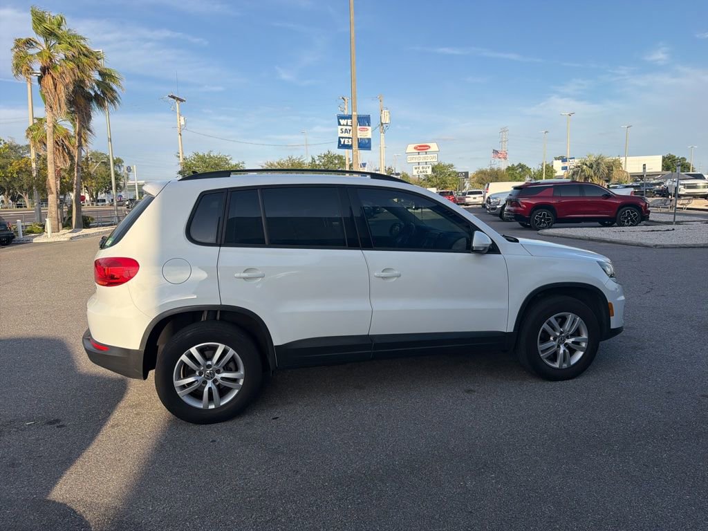 Used 2017 Volkswagen Tiguan S FWD image 6