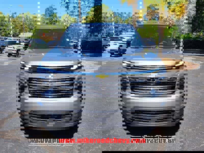 New 2026 Chevrolet Traverse LT w/ Driver Confidence Package image 2
