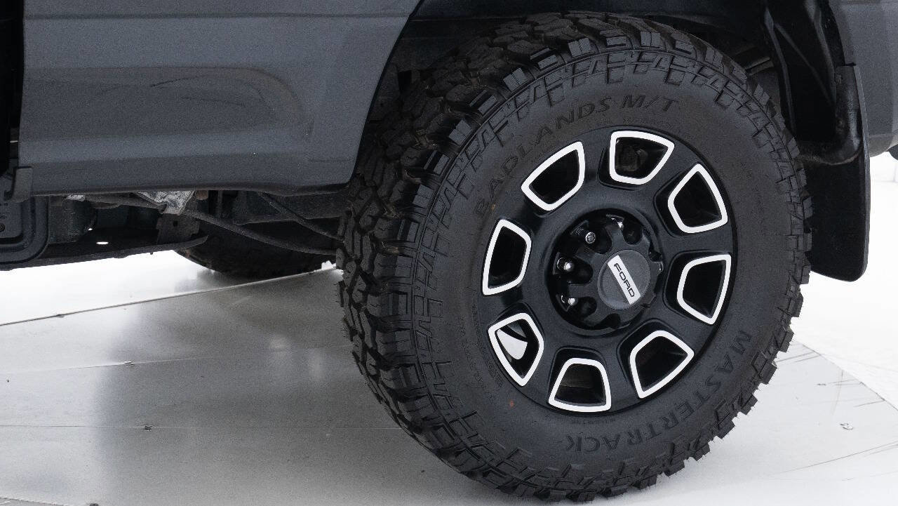 Used 2017 Ford F250 Platinum w/ FX4 Off-Road Package image 83