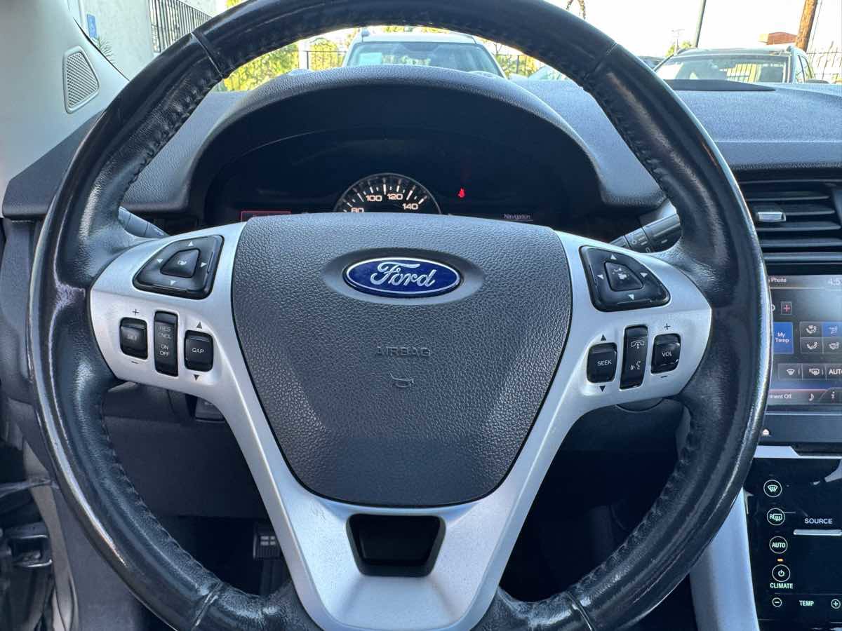 Used 2013 Ford Edge Limited AWD/4WD image 45