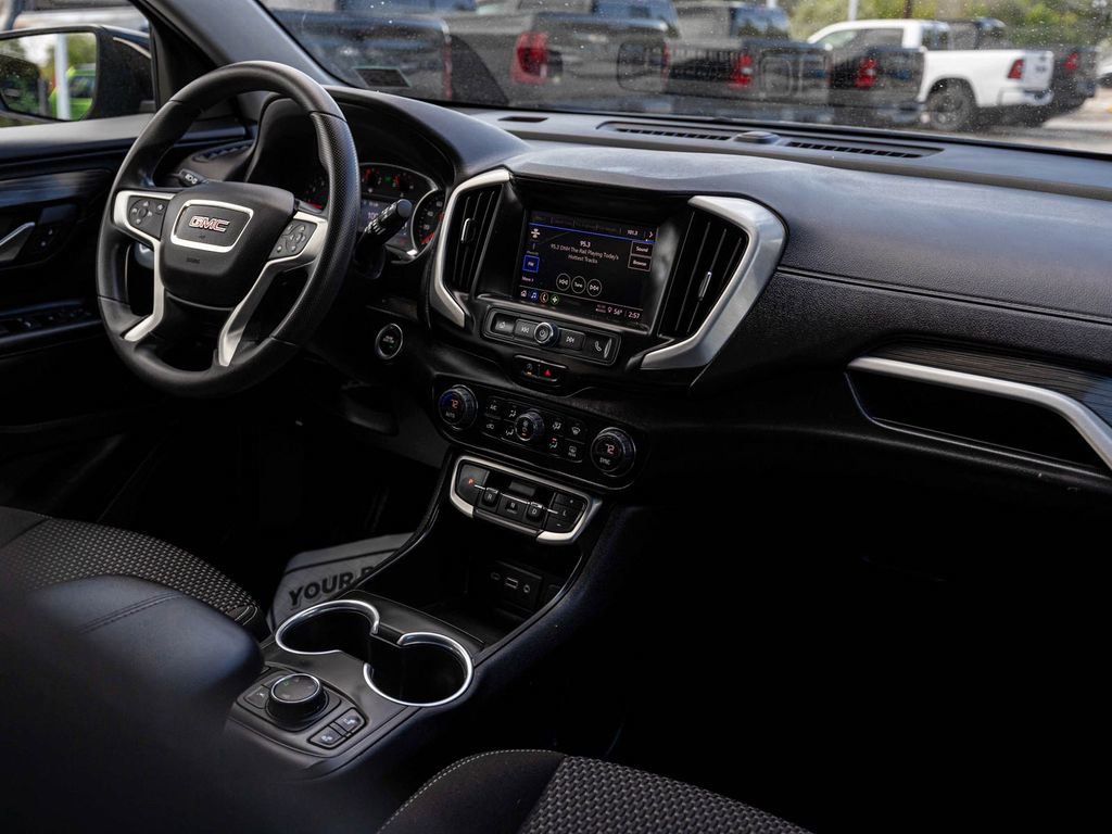 Used 2022 GMC Terrain SLE w/ Driver Convenience Package AWD/4WD image 31