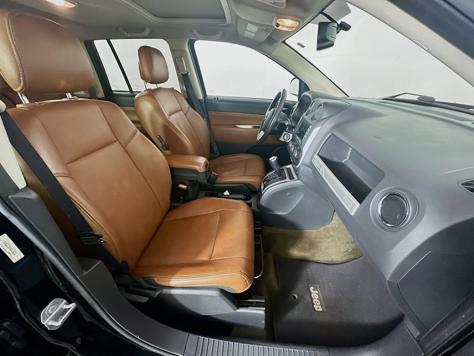 Used 2017 Jeep Compass High Altitude image 28