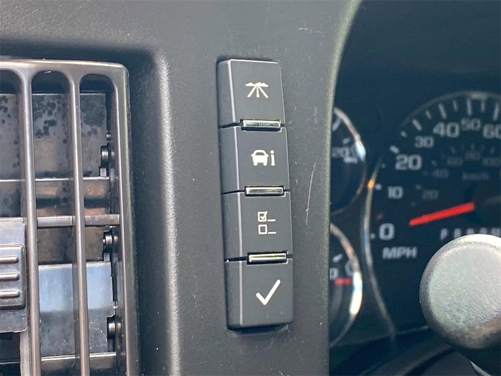 Used 2023 Chevrolet Express 2500 w/ Driver Convenience Package image 23