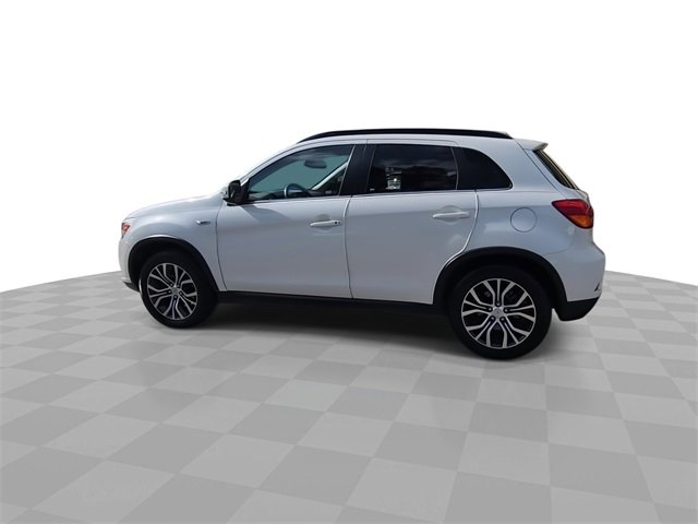 Used 2018 Mitsubishi Outlander Sport SEL image 6