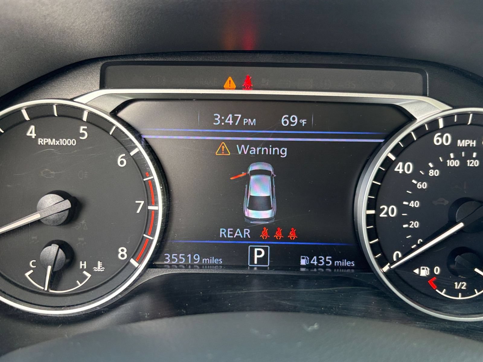 Used 2025 Nissan Altima 2.5 SV FWD image 41