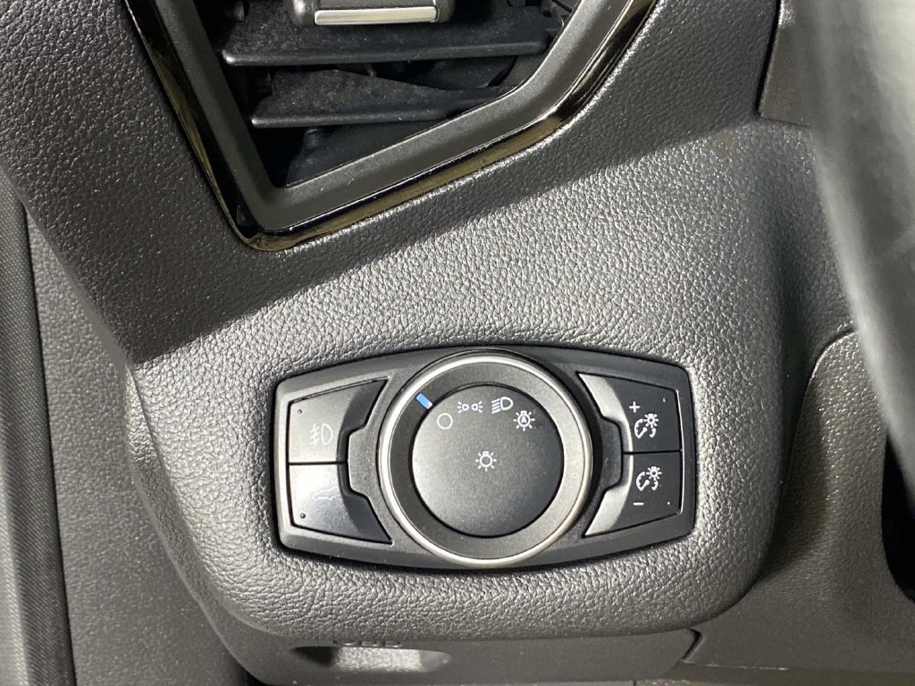 Used 2018 Ford Escape Titanium AWD/4WD image 15