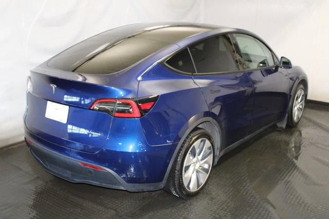 Used 2021 Tesla Model Y Long Range AWD/4WD image 4
