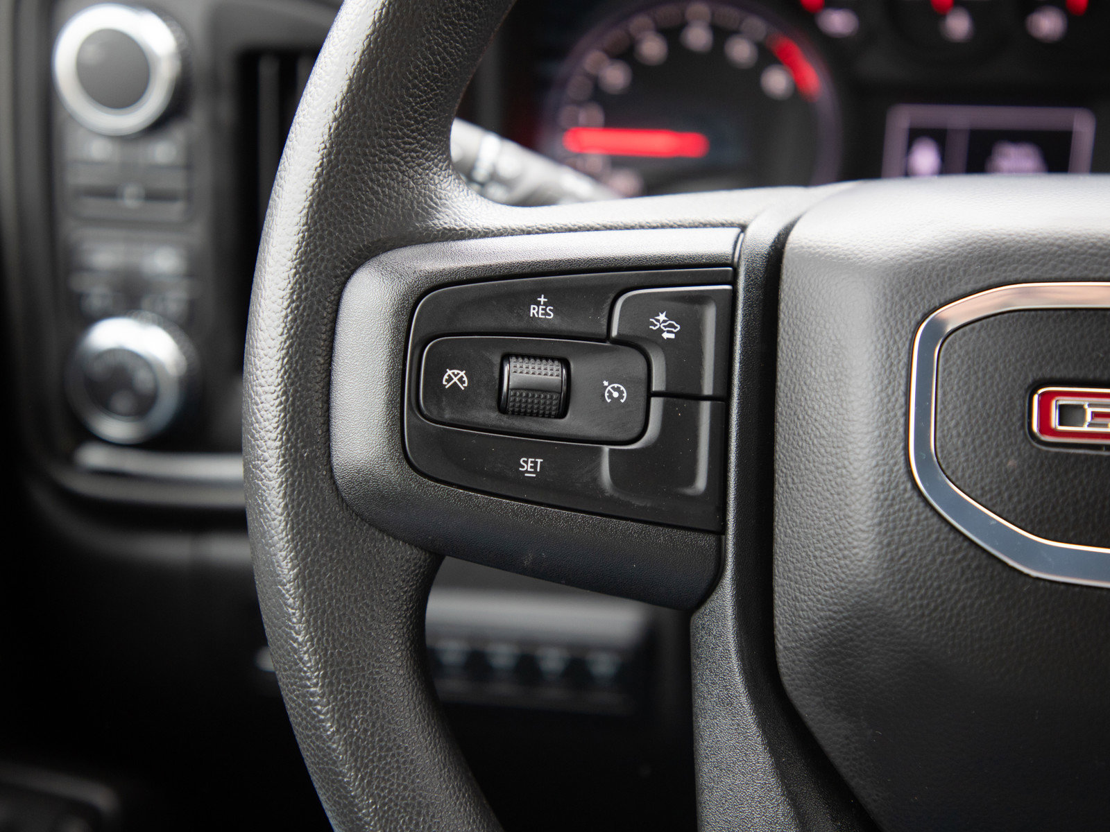 Used 2024 GMC Sierra 2500 Pro w/ 1SA Pro Safety Plus Package image 22