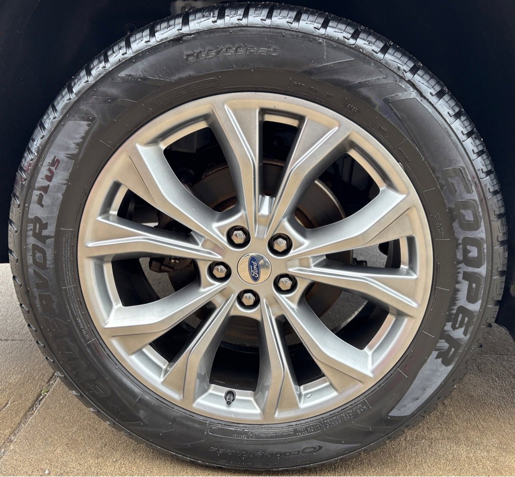 Used 2020 Ford Explorer XLT w/ Equipment Group 202A image 41