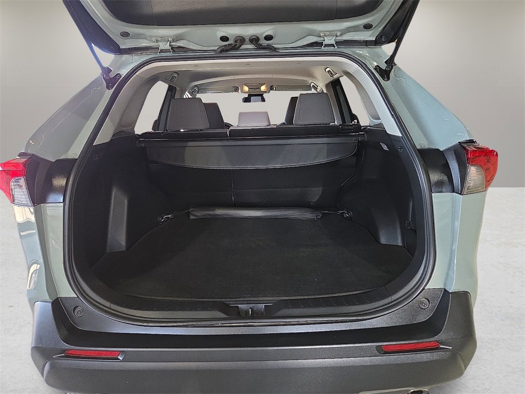 Certified 2020 Toyota RAV4 XLE image 13